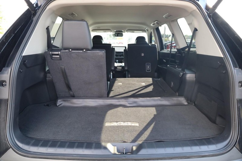 Toyota Grand Highlander Vehicle Image 08