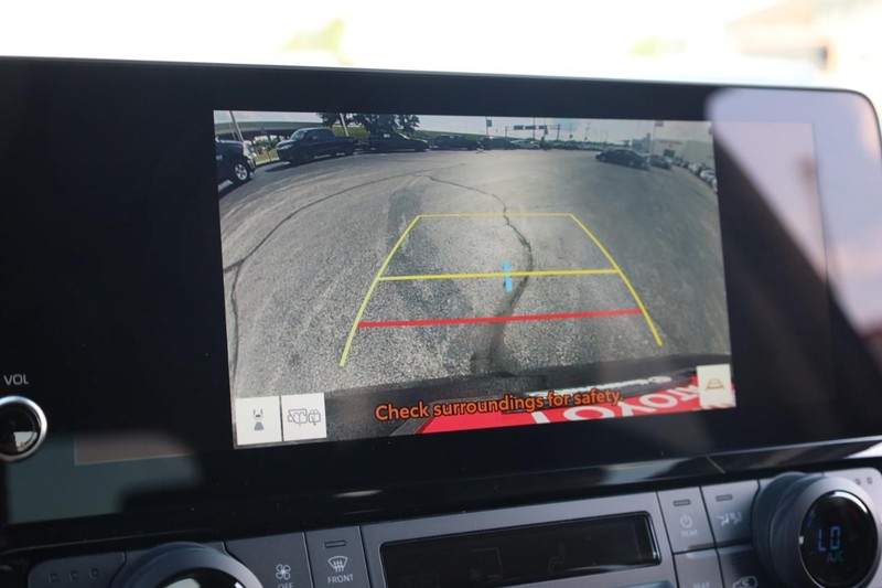 Toyota Grand Highlander Vehicle Image 14