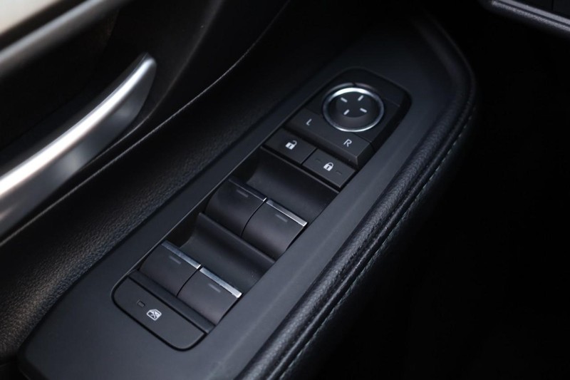 Toyota Grand Highlander Vehicle Image 19