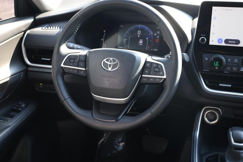 Toyota Grand Highlander Vehicle Image 25