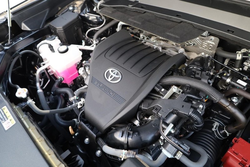 Toyota Grand Highlander Vehicle Image 29