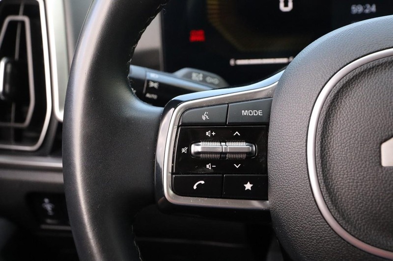 Kia Sorento Vehicle Image 11