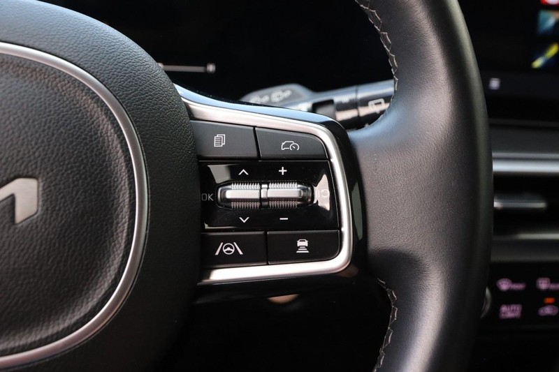 Kia Sorento Vehicle Image 12