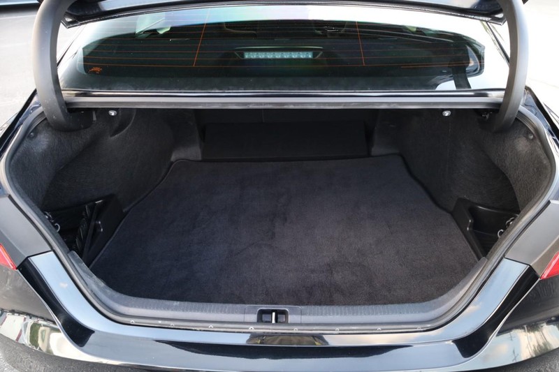 Toyota Camry Vehicle Image 07