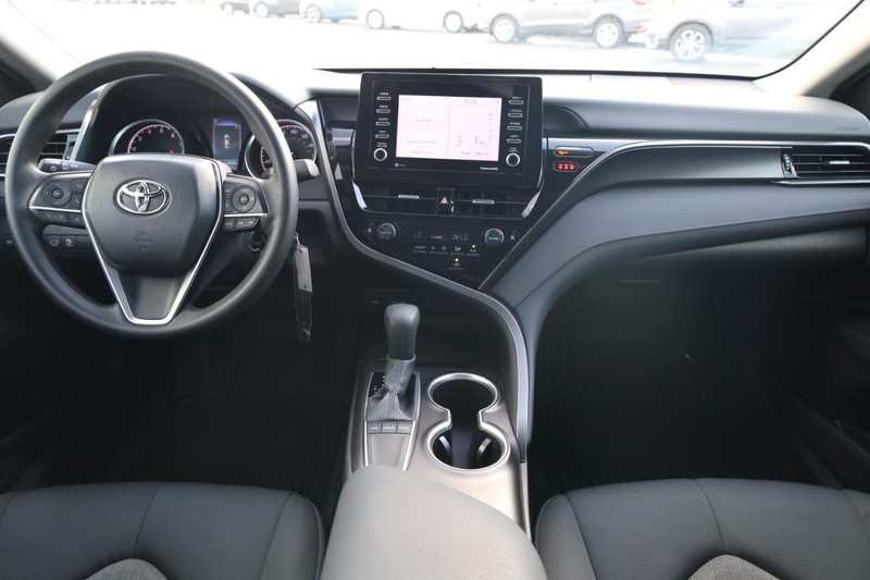 Toyota Camry Vehicle Image 20