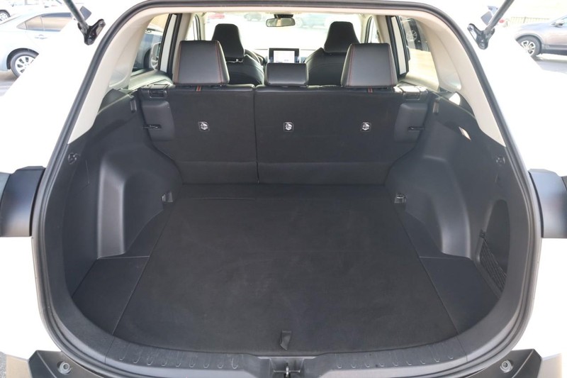 Toyota RAV4 Vehicle Image 06