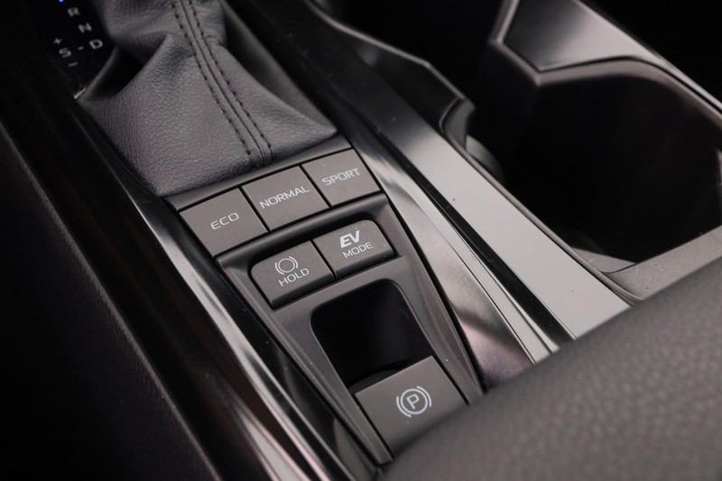 Toyota Camry Vehicle Image 18