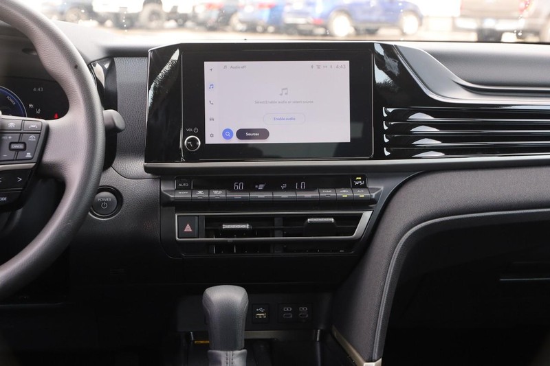 Toyota Camry Vehicle Image 23