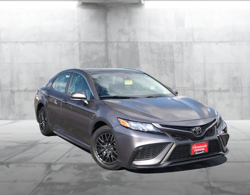 Toyota Camry Vehicle Image 02