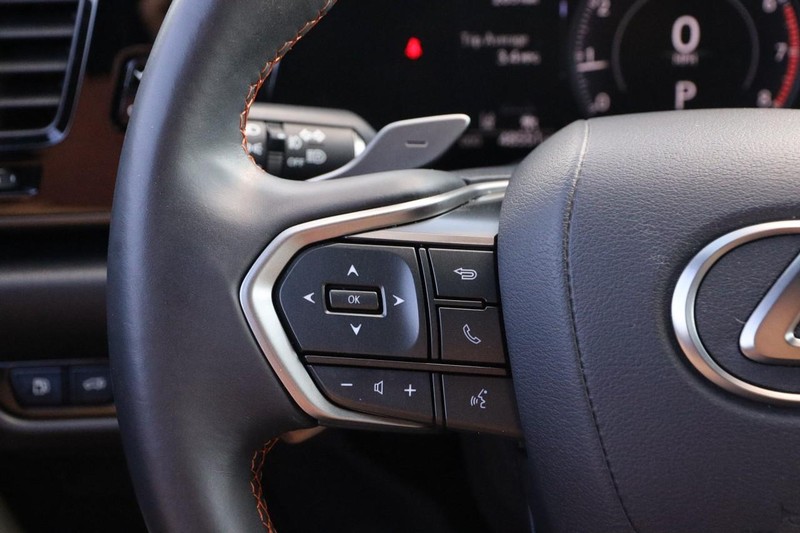 Lexus NX Vehicle Image 13