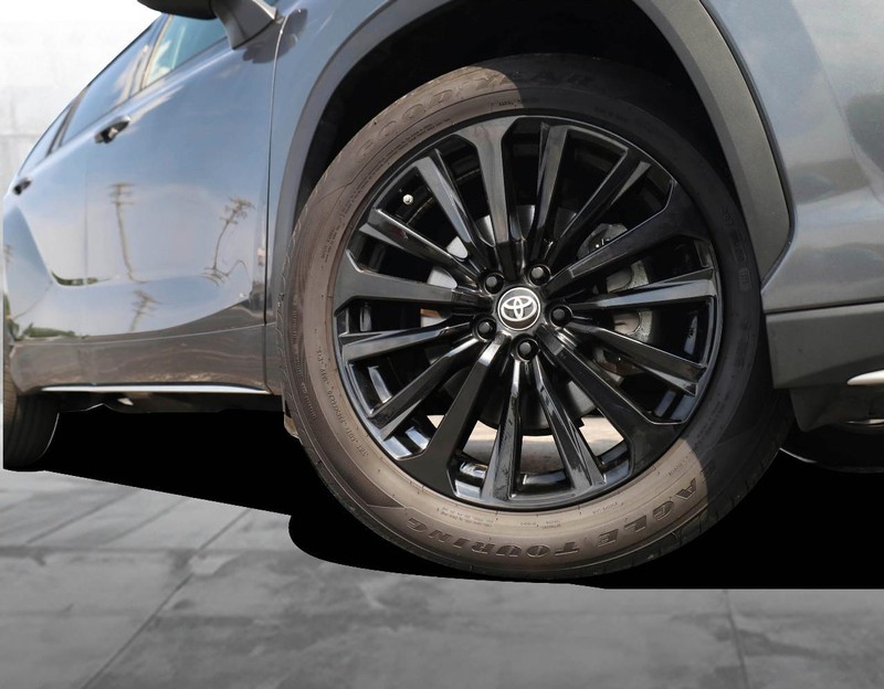 Toyota Highlander Vehicle Image 03