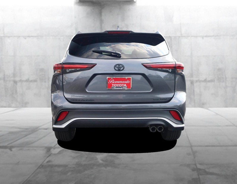Toyota Highlander Vehicle Image 06
