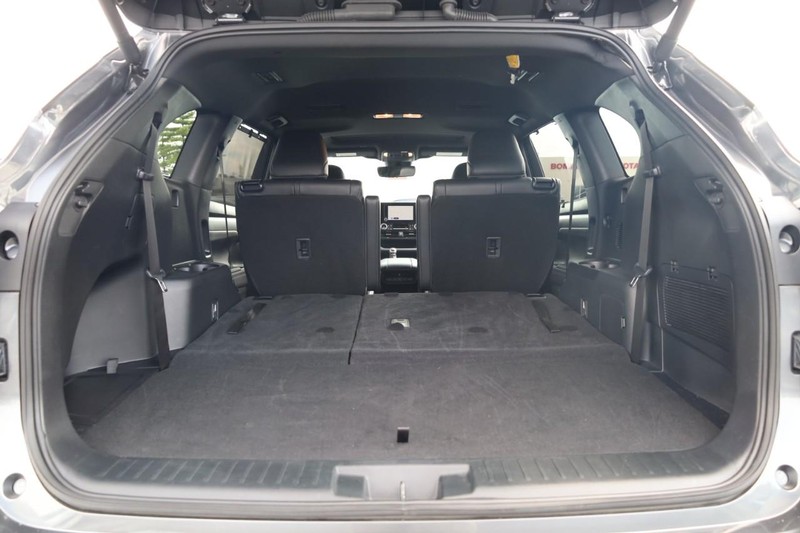 Toyota Highlander Vehicle Image 08