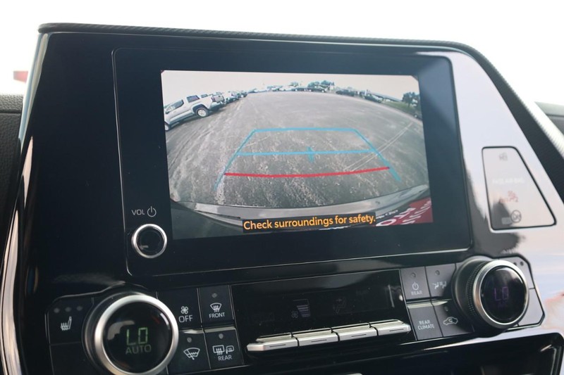 Toyota Highlander Vehicle Image 14