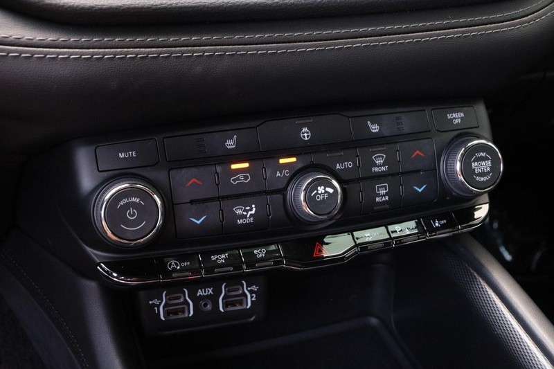 Dodge Durango Vehicle Image 19