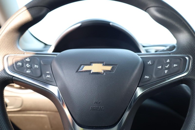 Chevrolet Malibu Vehicle Image 09