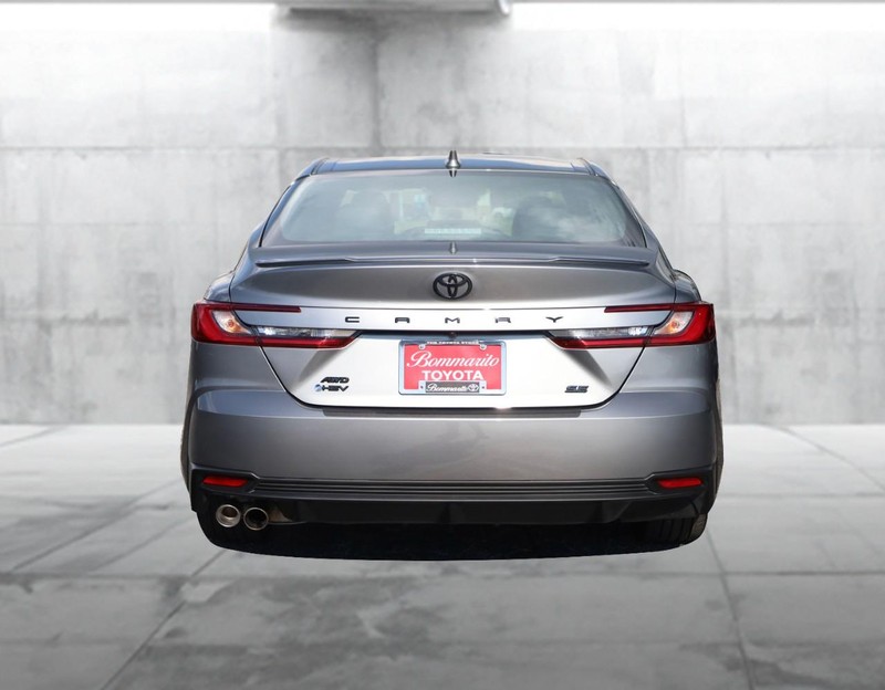 Toyota Camry Vehicle Image 06