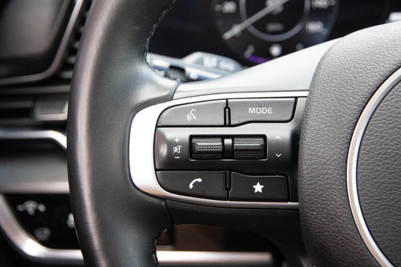 Kia Sportage Vehicle Image 12