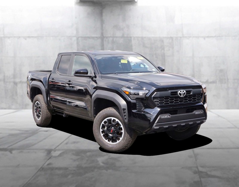 Toyota Tacoma 4WD Vehicle Image 02