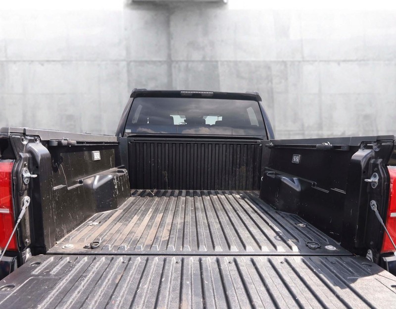 Toyota Tacoma 4WD Vehicle Image 07