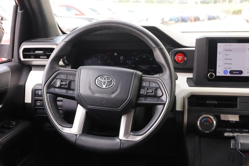 Toyota Tacoma 4WD Vehicle Image 14