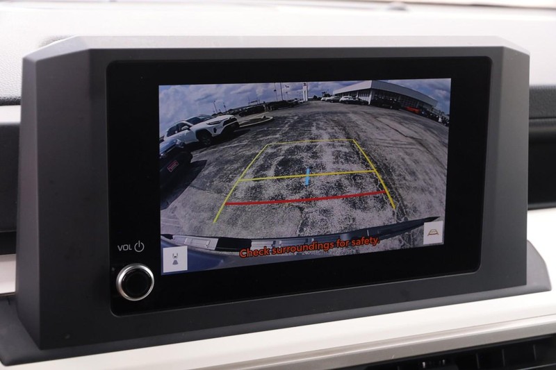 Toyota Tacoma 4WD Vehicle Image 17