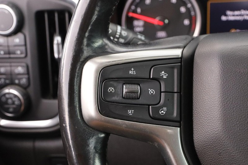 Chevrolet Silverado 1500 Vehicle Image 12