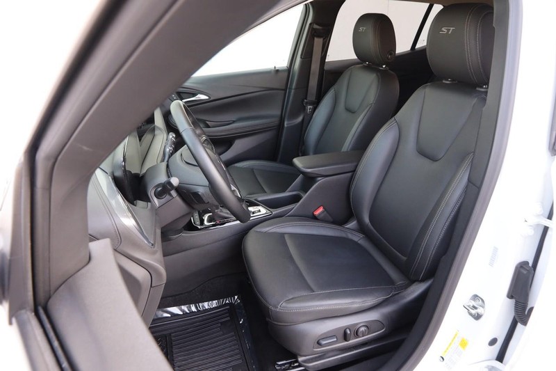 Buick Encore GX Vehicle Image 08