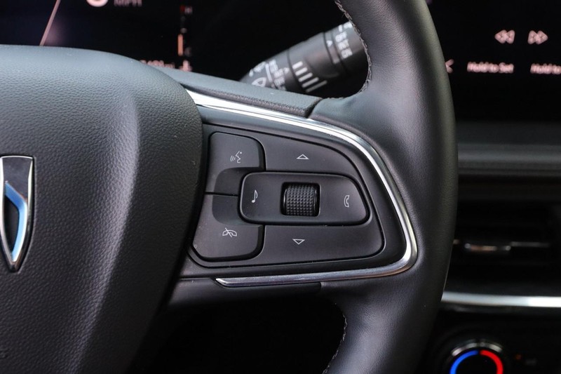 Buick Encore GX Vehicle Image 12