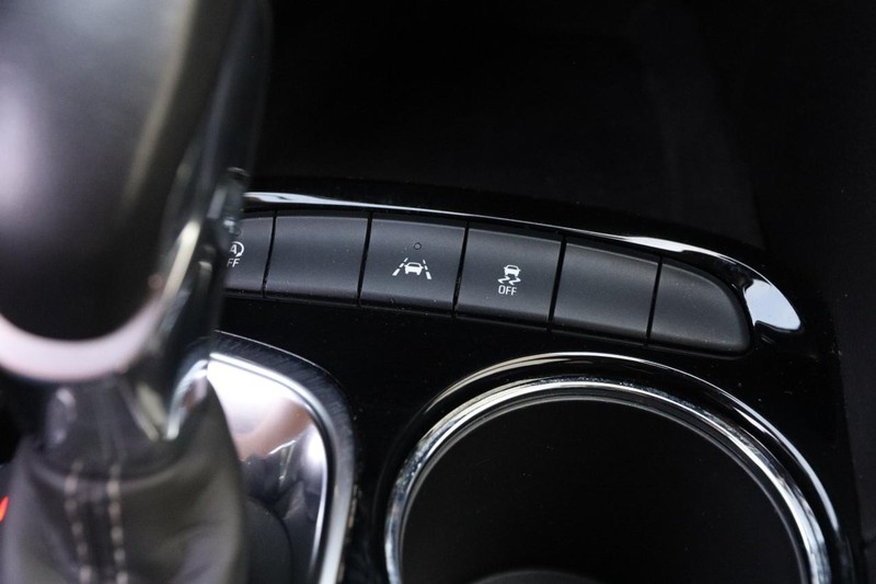 Buick Encore GX Vehicle Image 17