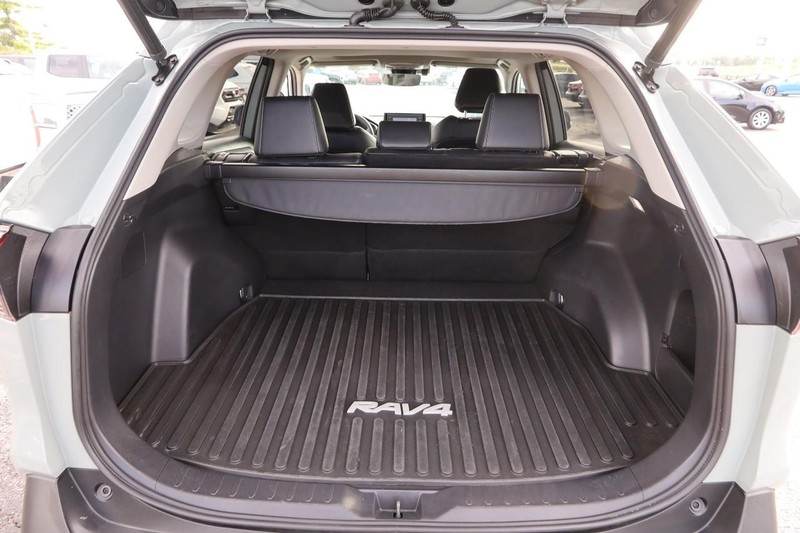 Toyota RAV4 Vehicle Image 07