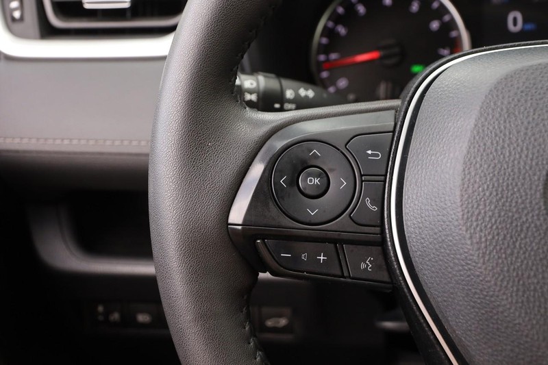 Toyota RAV4 Vehicle Image 13