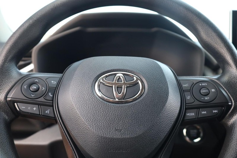Toyota RAV4 Vehicle Image 10