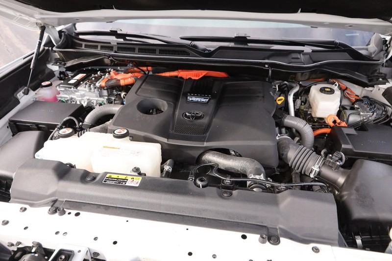Toyota Tundra 4WD Hybrid Vehicle Image 29