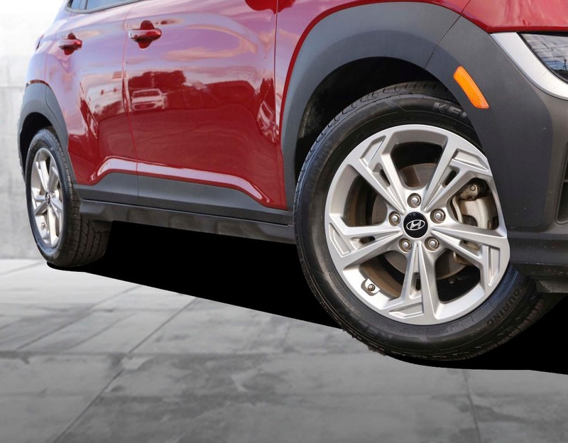 Hyundai Kona Vehicle Image 03