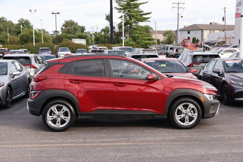 Hyundai Kona Vehicle Image 11