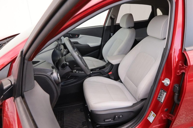 Hyundai Kona Vehicle Image 14