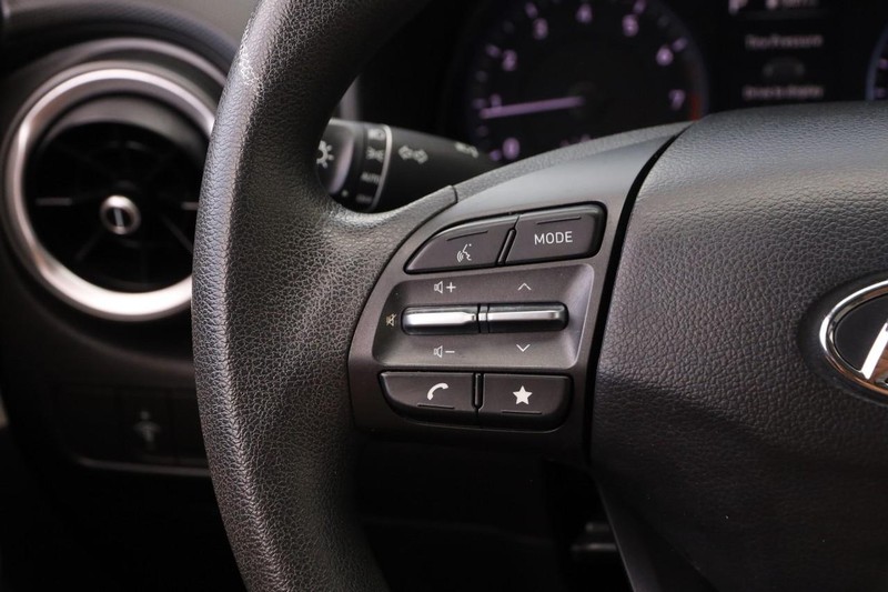 Hyundai Kona Vehicle Image 17