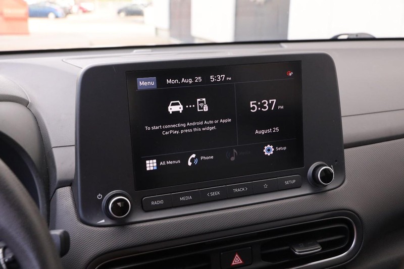 Hyundai Kona Vehicle Image 21