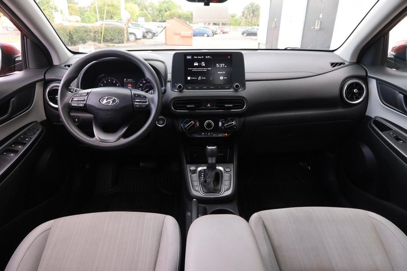 Hyundai Kona Vehicle Image 24