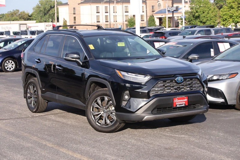 Toyota RAV4 Hybrid Vehicle Image 02