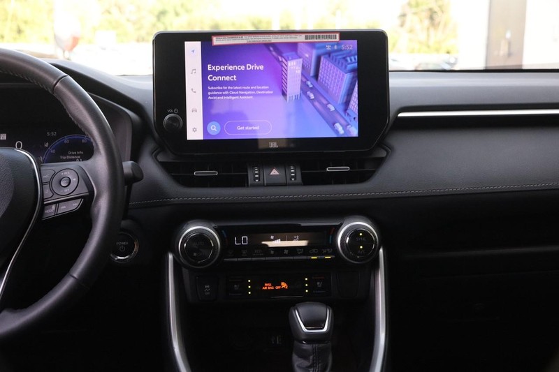 Toyota RAV4 Hybrid Vehicle Image 25