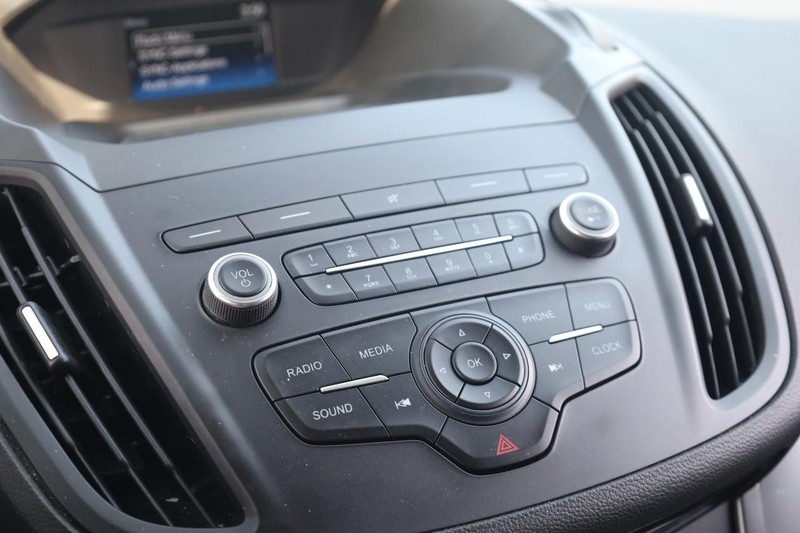 Ford Escape Vehicle Image 13
