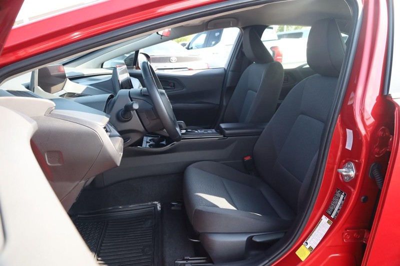 Toyota Prius Vehicle Image 08