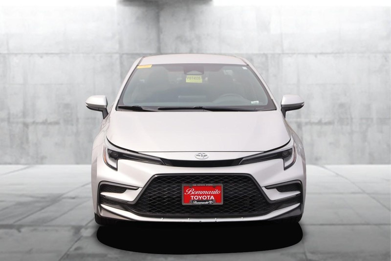 Toyota Corolla Vehicle Image 04