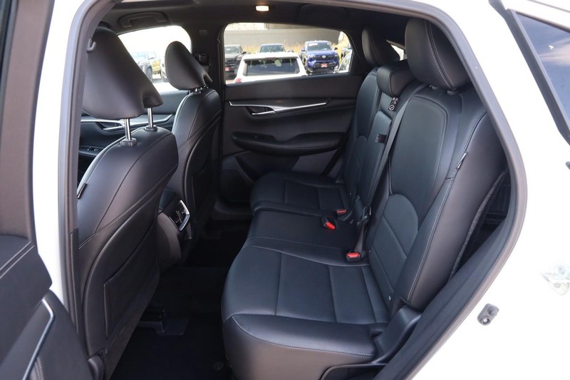 INFINITI QX55 Vehicle Image 11