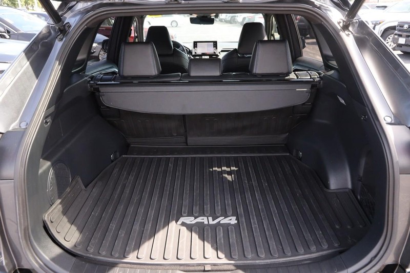 Toyota RAV4 Vehicle Image 07