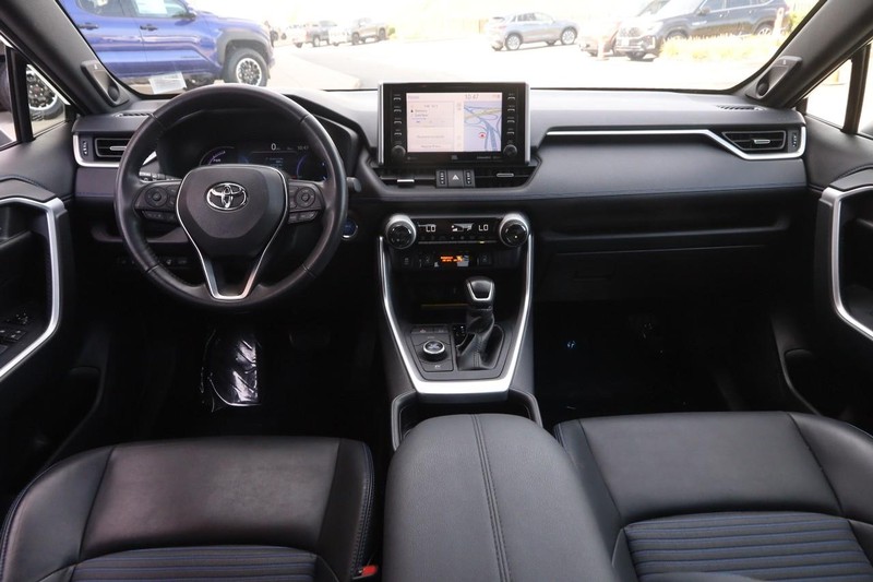 Toyota RAV4 Vehicle Image 21