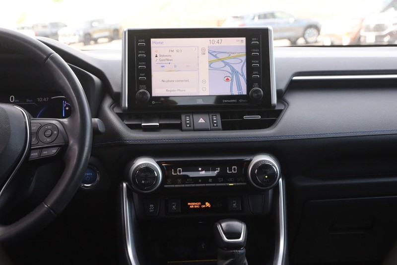 Toyota RAV4 Vehicle Image 24