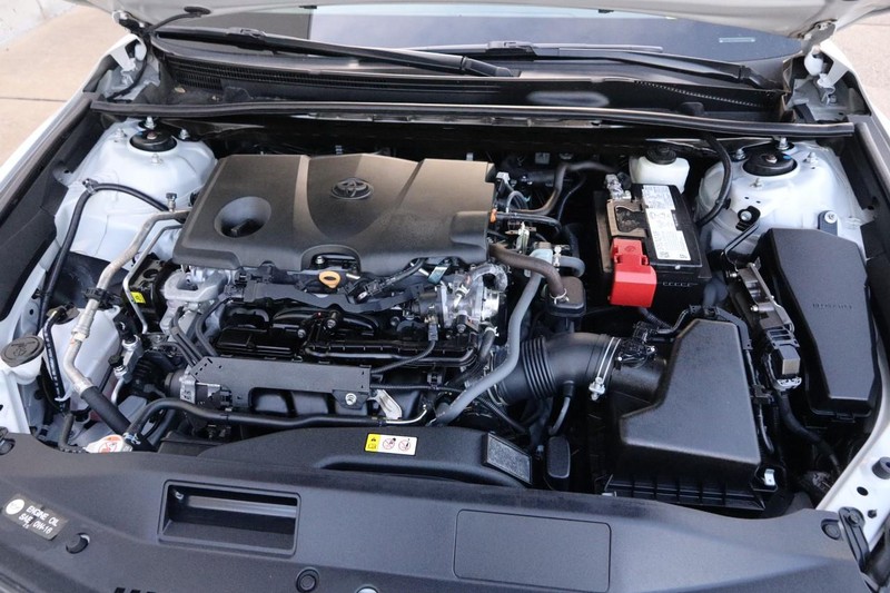 Toyota Camry Vehicle Image 28